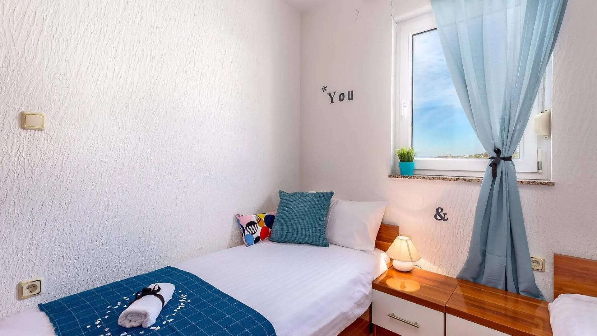 2 Bedroom Stunning Apartment In Crikvenica