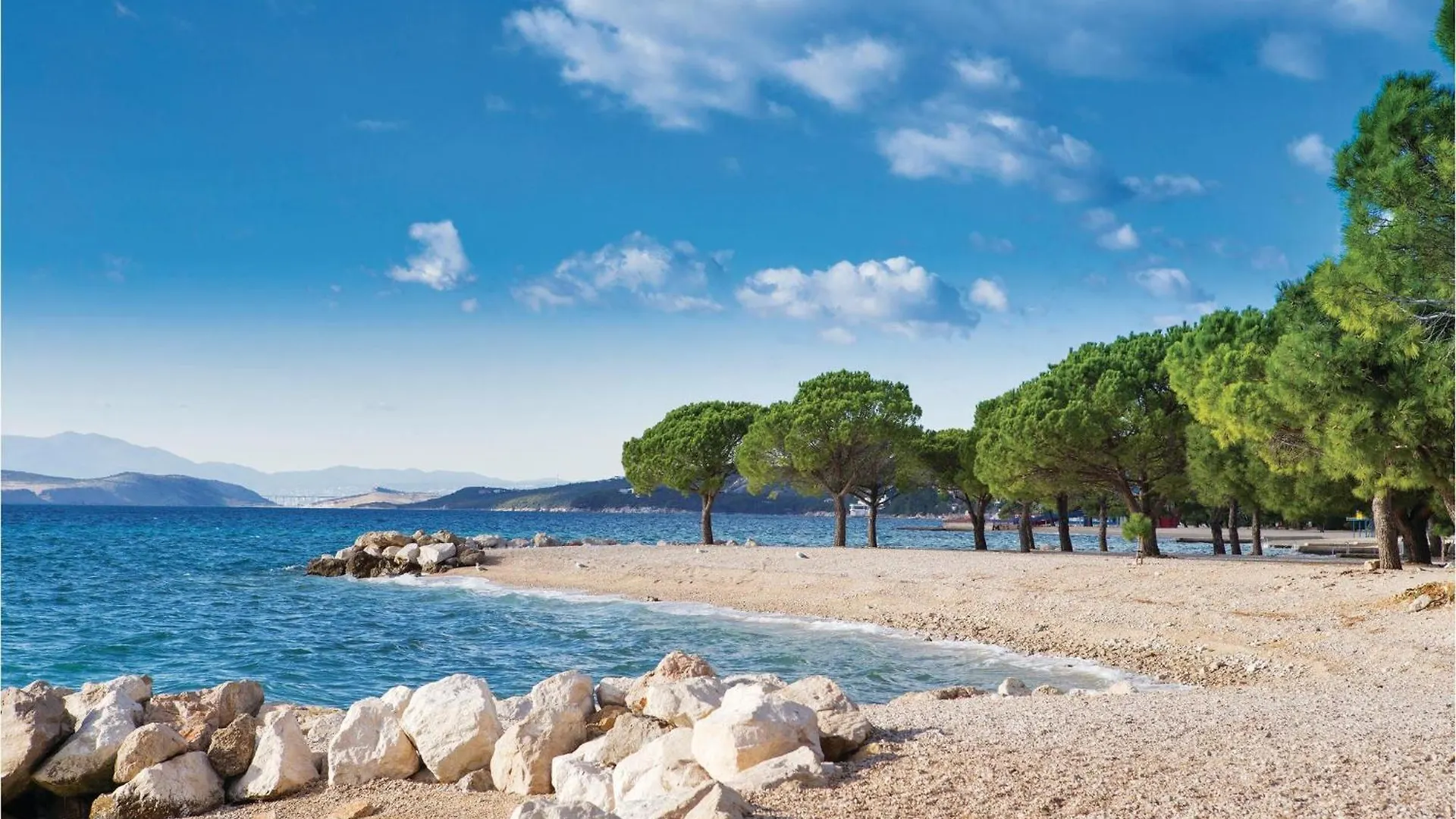 2 Bedroom Stunning Apartment In Crikvenica